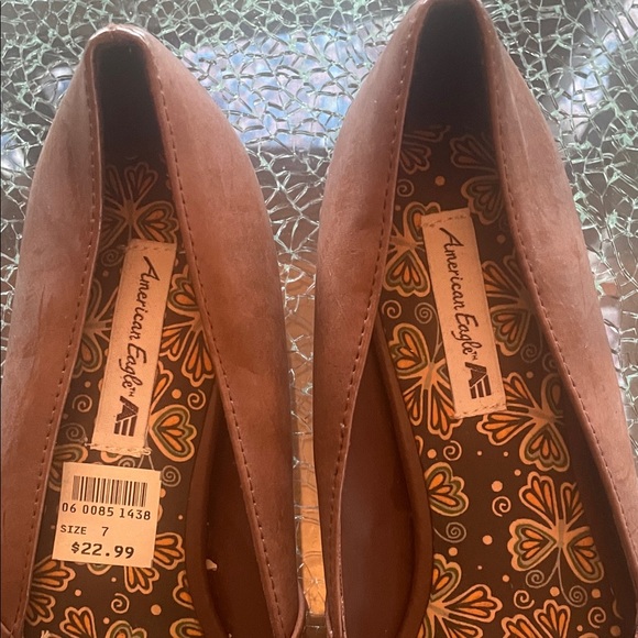 American Eagle Outfitters Green and Brown Bow Flats/two for one deal - Picture 3 of 16